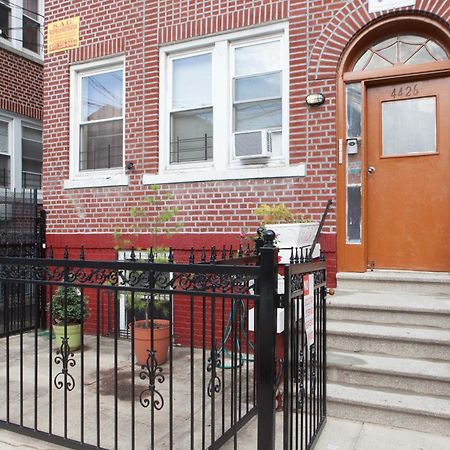 Studio, One&Two Bedroom Apartments - Bronx New York Buitenkant foto
