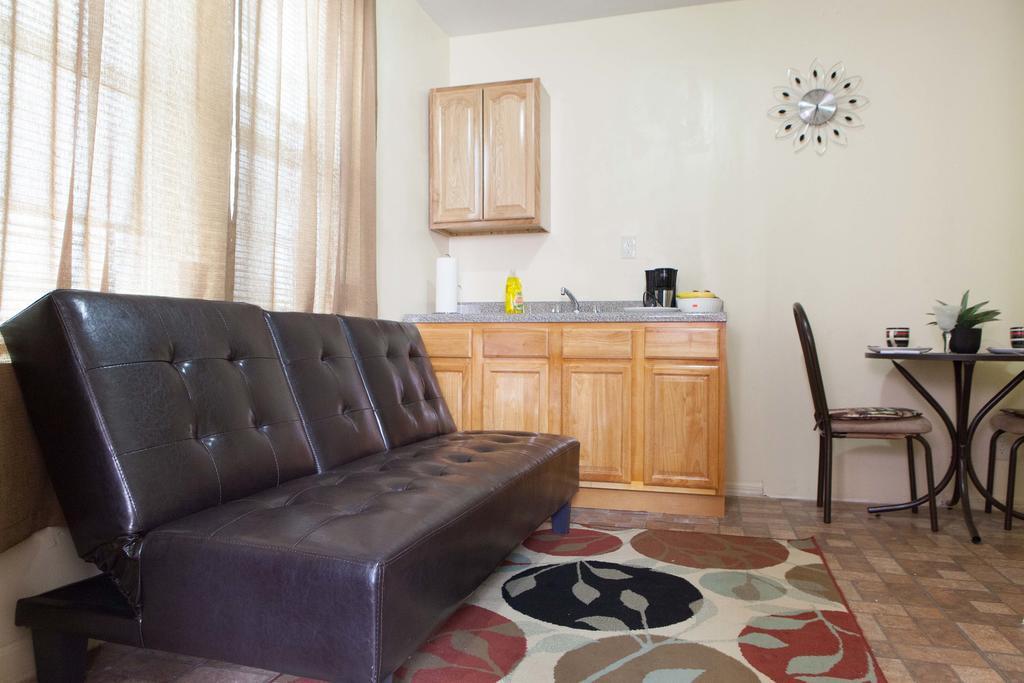Studio, One&Two Bedroom Apartments - Bronx New York Buitenkant foto