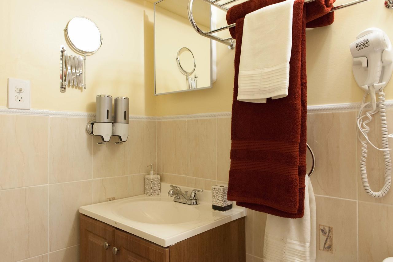 Studio, One&Two Bedroom Apartments - Bronx New York Buitenkant foto